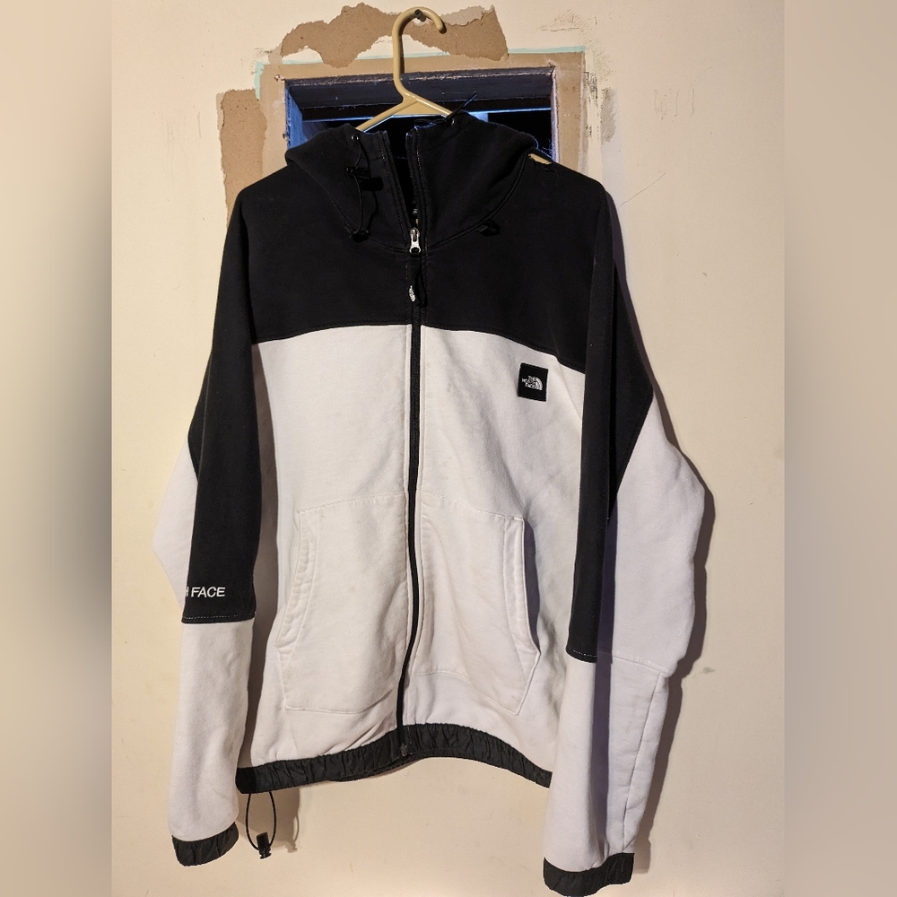 The north face hoodie